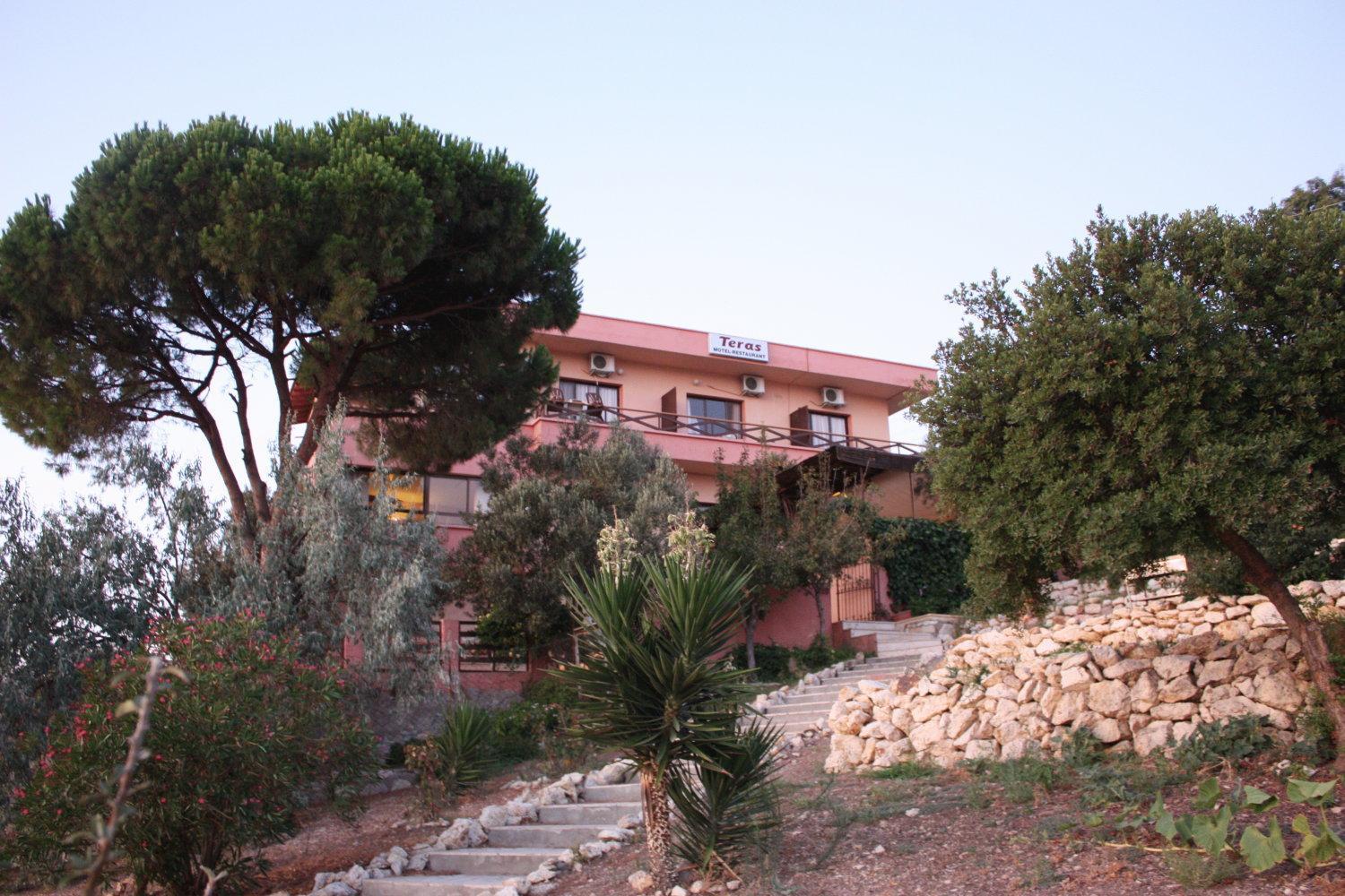 Teras Motel Foca Exterior photo