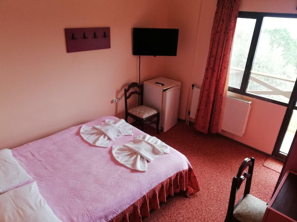 Teras Motel Foca Exterior photo